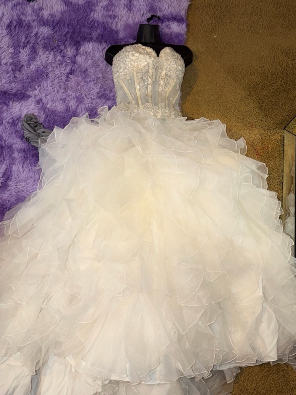 & Other Stories Ivory Ruffled Ball Gown Wedding Dress